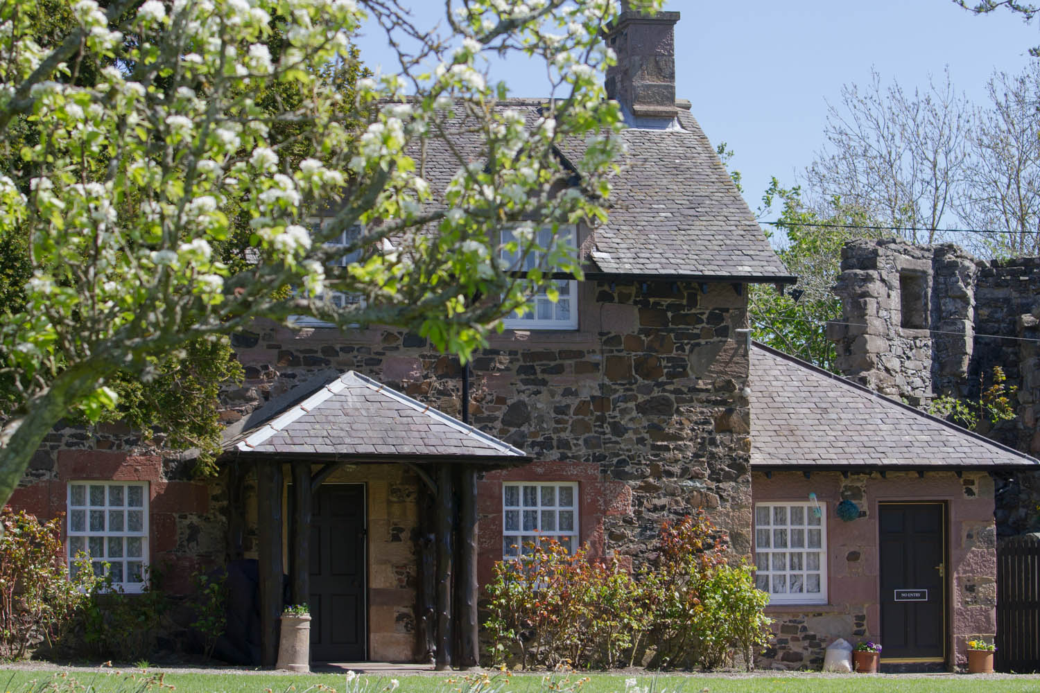 Elcho Castle cottage, Perthshire